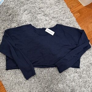 Brandy Melville Oversized Cropped Lightweight Sweater